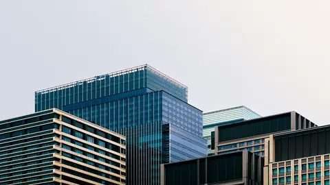 建商面臨毛利危機?業者轉往美國買商辦賺租金(示意圖)